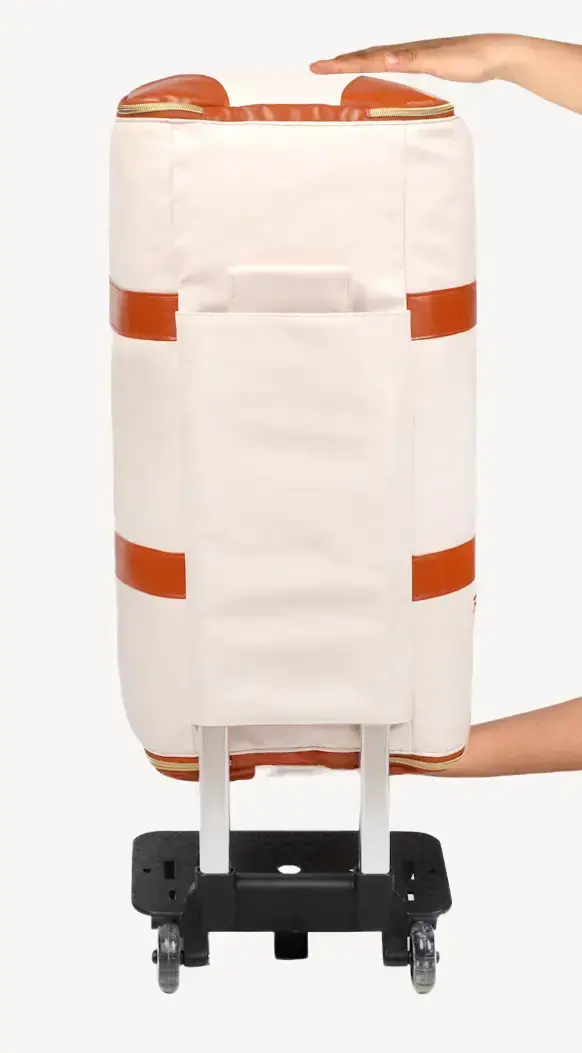 Luhxe Handle Close-Up